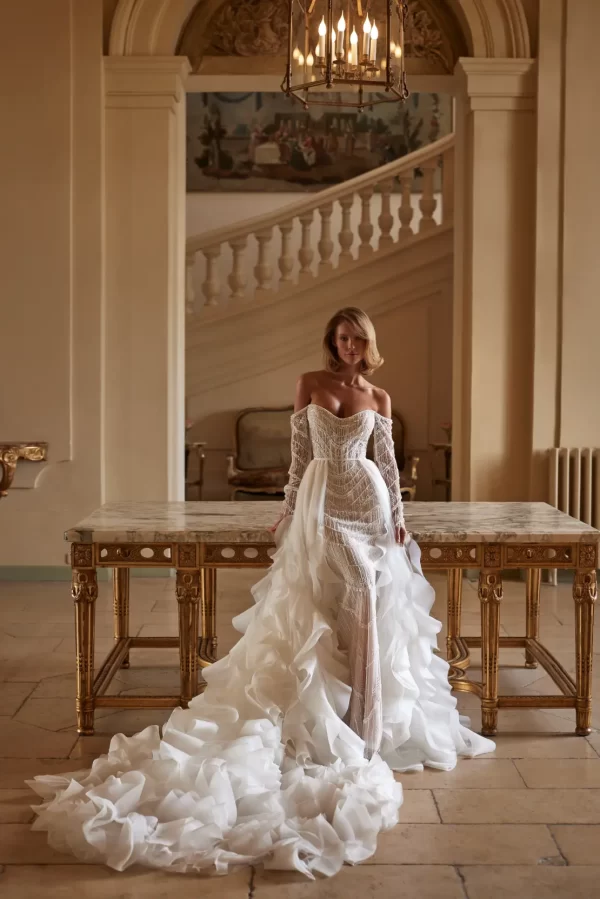 Milla_Nova_chapter_bride_madeira_train (1) Colectia Milla Nova Chapter - Bride, Rochie de mireasa Madeira Train