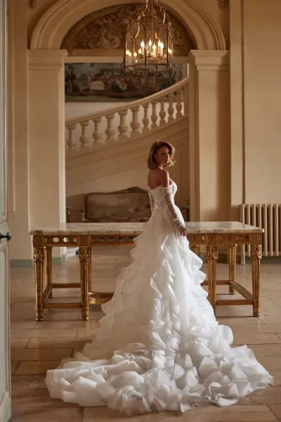 Colectia Milla Nova Chapter - Bride, Rochie de mireasa Madeira Train